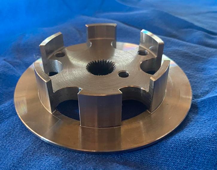 Nieuw, 5 plaats kreidler koppeling spline vertanding, Fietsen en Brommers, Brommeronderdelen | Kreidler, Zo goed als nieuw, Blok