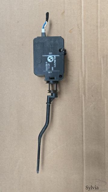 Tankklep vergrendelmotor actuator BMW 3 serie E46 6711692397 beschikbaar voor biedingen