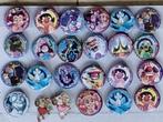 22 buttons Efteling en 2 pins Roodkapje., Verzenden, Zo goed als nieuw, Button of Speldje