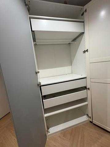 Ikea pax kast beschikbaar voor biedingen