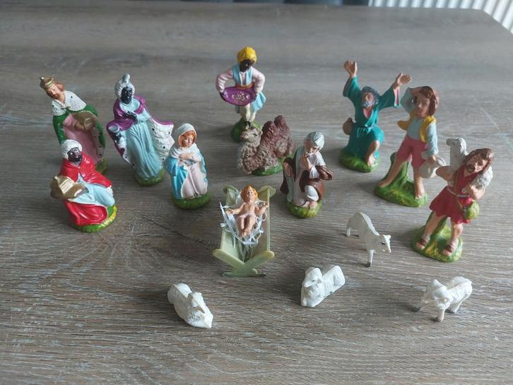 Antieke kerstgroep nativity beeldjes voor kerststal kerst, Diversen, Kerst, Gebruikt, Ophalen of Verzenden
