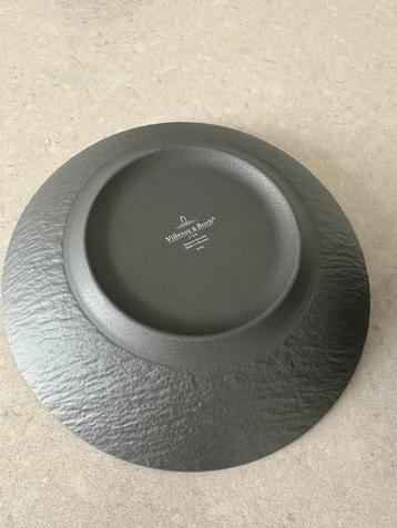 Ser Villeroy & Boch Manufacture Rock diepe borden 23,5 cm beschikbaar voor biedingen