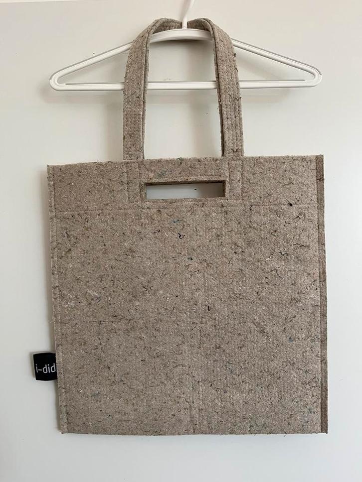 Vilten tas van het merk i-did gerecycled materiaal, Sieraden, Tassen en Uiterlijk, Tassen | Damestassen, Zo goed als nieuw, Shopper