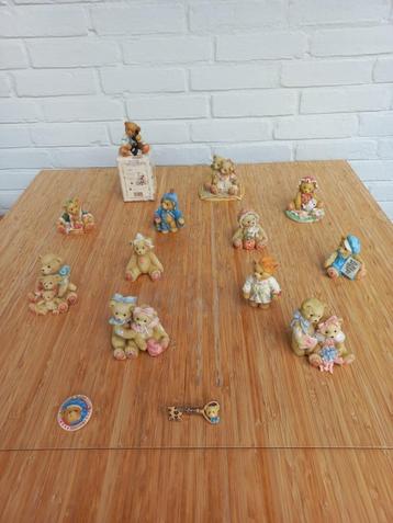 cherished teddies - 12 stuks beschikbaar voor biedingen
