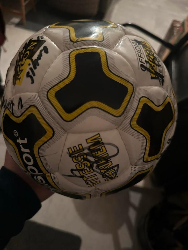 Vitesse voetbal met handtekeningen, Sport en Fitness, Voetbal, Nieuw, Bal, Maat XL, Ophalen of Verzenden