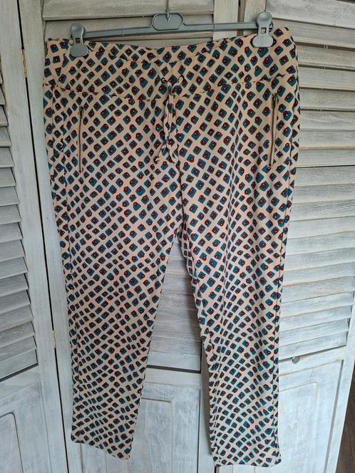 Nieuwe Norah broek, maat 46, Kleding | Dames, Broeken en Pantalons, Nieuw, Maat 46/48 (XL) of groter, Beige, Ophalen of Verzenden