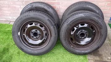 4 x 14 inch wielen beschikbaar voor biedingen