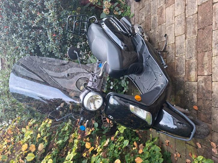 Sym Fiddle 2 BJ 2020 weinig km, Fietsen en Brommers, Scooters | SYM, Zo goed als nieuw, Fiddle, Maximaal 25 km/u, Benzine, Ophalen