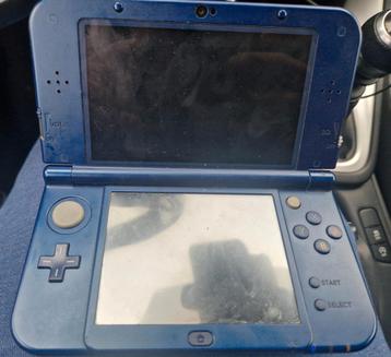 Defect black screen of death new nintendo 3ds xl blauw  beschikbaar voor biedingen