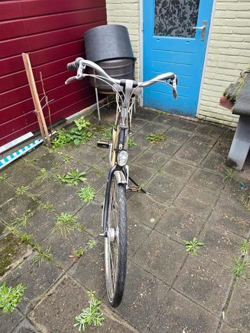 Damesfiets ( BATAVUS VERONA ) beschikbaar voor biedingen