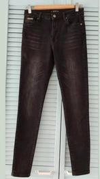 Radical jeans, maat 26, Kleding | Dames, Ophalen of Verzenden, Zo goed als nieuw, Zwart, W27 (confectie 34) of kleiner