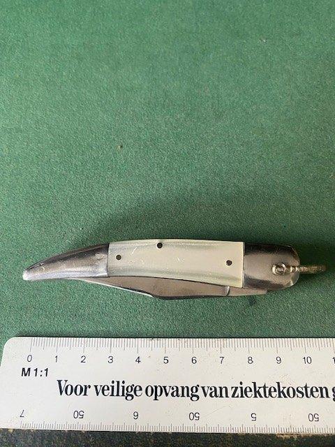 Zakmes met parelmoer en 4 tools. Schoon en probleemloos., Caravans en Kamperen, Kampeergereedschap, Zo goed als nieuw, Ophalen of Verzenden