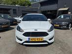 Ford Focus Wagon 1.5 ST-Line (182pk)! Wagon! Navigatie!, Zwart, 4 cilinders, Wit, Origineel Nederlands