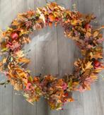 HERFSTKRANS 75-80 CM. Sfeervol met blaadjes en pompoentjes., Ophalen