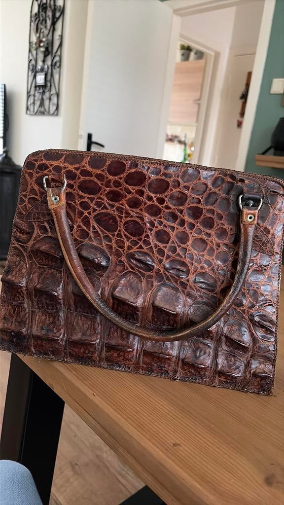 Krokodillen leren Vintage tas 1960-1965, Sieraden, Tassen en Uiterlijk, Tassen | Damestassen, Verzenden, Gebruikt, Bruin, Handtas