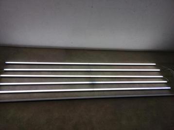 6x Led bars van 2 meter beschikbaar voor biedingen