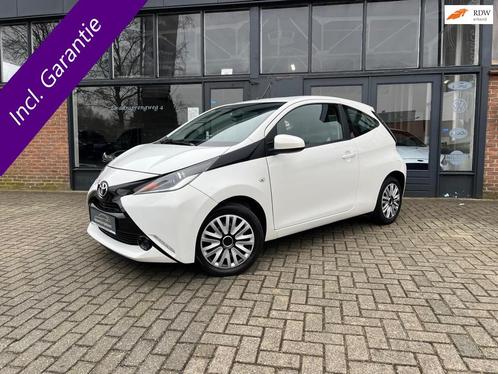 Toyota Aygo 1.0 VVT-i x-play, Airco, Led,, Auto's, Toyota, Bedrijf, Te koop, Aygo, ABS, Achteruitrijcamera, Airbags, Airconditioning