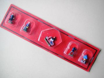 5 H0 Figuren gegoten nieuw+OVP märklin Roco Piko HONGARIJE beschikbaar voor biedingen