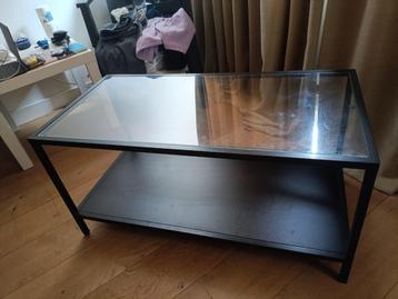 Glazen Salontafel  beschikbaar voor biedingen