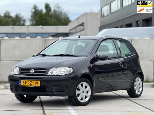Fiat Punto 1.4-16V Dynamic | Airco | Elektrische ramen | 15, Auto's, Fiat, Bedrijf, Te koop, Punto, Airbags, Airconditioning, Centrale vergrendeling