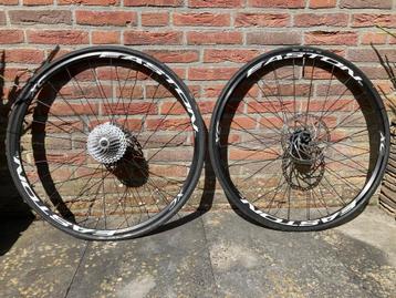 Wielenset Easton XC 622x17c incl. Shimano cassette schijven beschikbaar voor biedingen