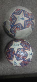 2 champions league bal, Sport en Fitness, Voetbal, Maat M, Ophalen, Zo goed als nieuw, Bal