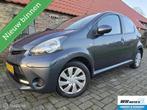 Toyota Aygo 1.0 VVT-i Aspiration, Voorwielaandrijving, Euro 5, Gebruikt, 4 stoelen