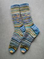 Mooie nieuwe handgebreide warme sokken MAAT 39, Kleding | Dames, Sokken en Kousen, Nieuw, Ophalen of Verzenden, Sokken en Kniesokken