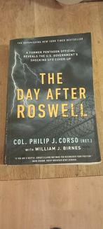 The Day After Roswell - Corso & Birnes, Boeken, Ophalen of Verzenden, Gelezen, Col. Philip J. Corso & William J. Birnes