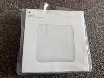 Apple USB-C Power adapter 61W new - original beschikbaar voor biedingen