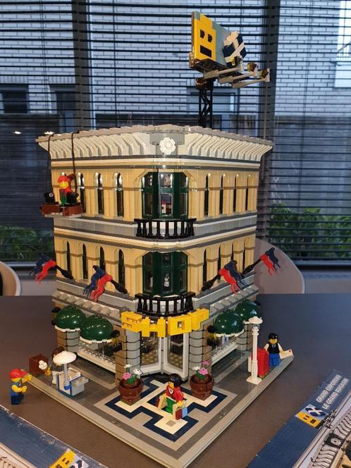 Lego 10211 Grand Emporium, Kinderen en Baby's, Speelgoed | Duplo en Lego, Gebruikt, Lego, Complete set, Ophalen