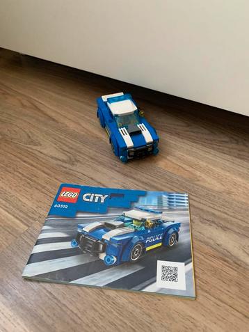 Lego 60312 politieauto beschikbaar voor biedingen