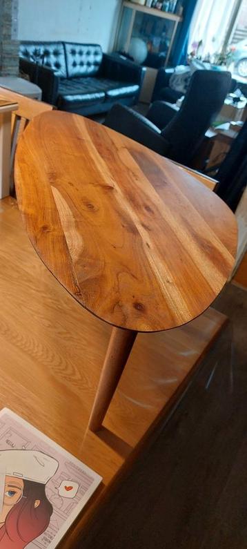 Leuke koffie tafel/ bijzettafel " Chevano"  beschikbaar voor biedingen