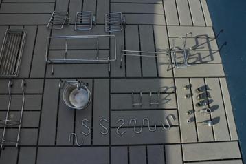 DIVERSEN Metalen KEUKEN ELEMENTEN en 3 Metalen ZEEPBAKJES beschikbaar voor biedingen