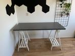 IKEA bureau LAGKAPTEN/MITTBACK 140x60 cm, Huis en Inrichting, Bureaus, Ophalen, In hoogte verstelbaar, Gebruikt, Bureau