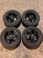 Winterbanden kia sportage, Auto-onderdelen, Banden en Velgen, Ophalen, 215 mm, 16 inch, Banden en Velgen