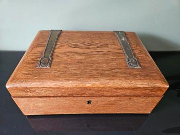 Antiek / vintage houten opbergdoos/ opbergkistje  beschikbaar voor biedingen