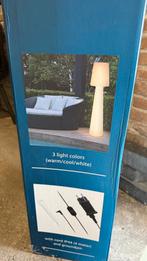 Witte LED vloerlamp in 3 kleuren, Huis en Inrichting, Lampen | Vloerlampen, Ophalen, Zo goed als nieuw