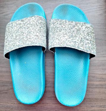 Glitter slippers 36 Kunststof  beschikbaar voor biedingen