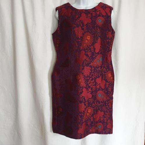 Bijzondere jurk met stiksel mt 40 merk Caroline Biss, Kleding | Dames, Jurken, Zo goed als nieuw, Maat 38/40 (M), Onder de knie