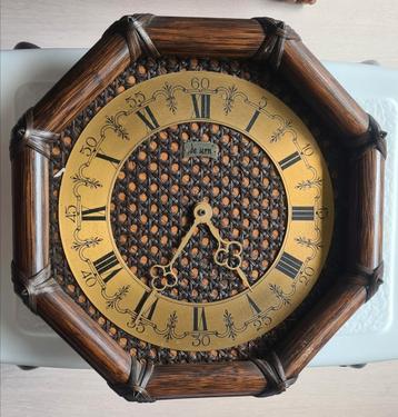 Wandklok, bamboe, bruin, 32-32 cm beschikbaar voor biedingen