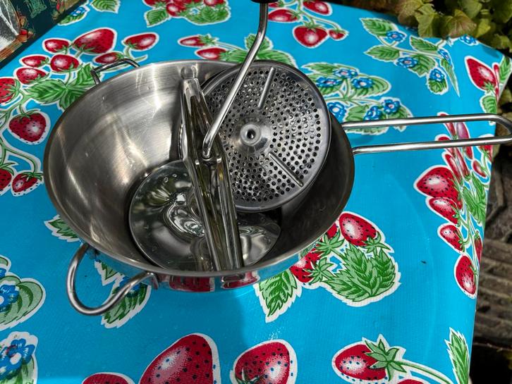 Passe-vite / Roerzeef, Huis en Inrichting, Keuken | Keukenbenodigdheden, Zo goed als nieuw, Ophalen of Verzenden