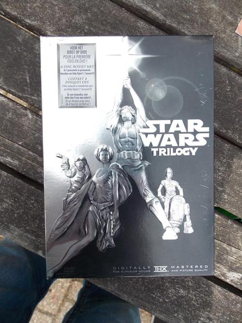 Star wars trilogy 4 x dvd box, Cd's en Dvd's, Dvd's | Science Fiction en Fantasy, Zo goed als nieuw, Ophalen of Verzenden