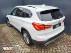 BMW X1 sDrive20i Executive Automaat / Xenon / Cruise / Clima, 1998 cc, Stof, Zwart, Wit