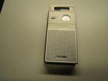Toshiba clock radio QR 2000