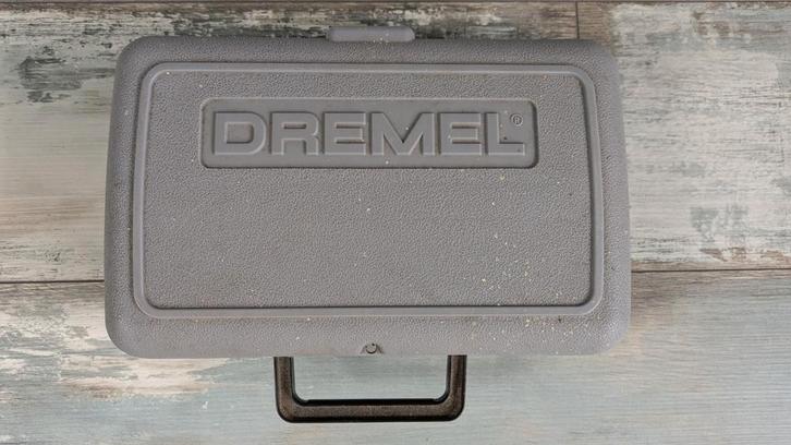 Dremel Gereedschapskist met Accessoires, Doe-het-zelf en Verbouw, Gereedschap | Overige machines, Gebruikt, Ophalen of Verzenden