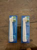 2x Oral-B Floss Action Opzetborstels, Ophalen of Verzenden, Nieuw, Mondverzorging