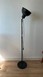 Staande lamp IKEA, Huis en Inrichting, Lampen | Vloerlampen, Ophalen, Zo goed als nieuw, 150 tot 200 cm
