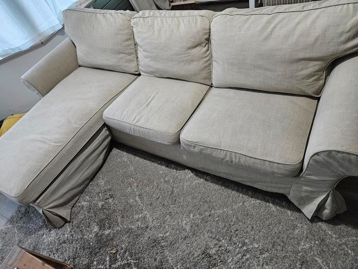 Ektorp hoekbank beige, Huis en Inrichting, Banken | Bankstellen, Gebruikt, Vierpersoons of meer, Ophalen