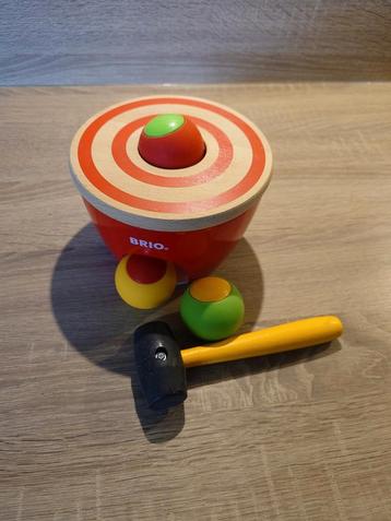 Bal sla/ hamer spel van Brio  beschikbaar voor biedingen